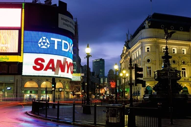 Piccadilly Circus, London, England, UK < Travel < Life < Desktop ...