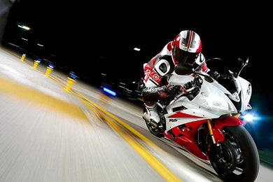 Wallpapers: Yamaha R6 Bike Wallpapers