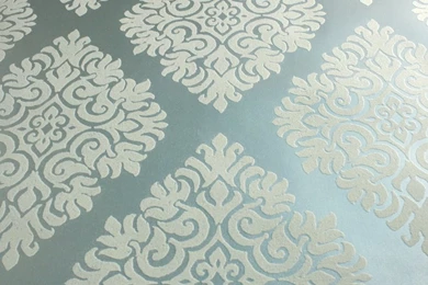 Amazing Silver White Damask Small
