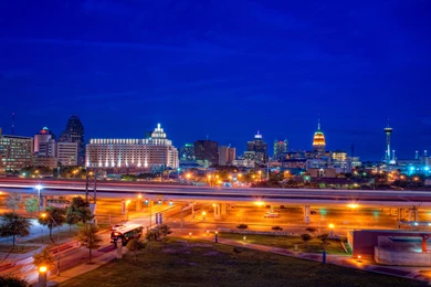 Las Vegas At Night HD Desktop Wallpapers