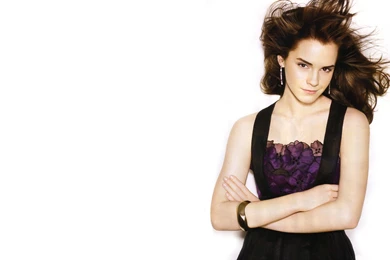 Emma Watson Plane White Backgrounds Wallpapers (DESKTOP BACKGROUNDS ...