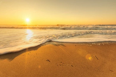 Sun Shining Bright On The Beach Wallpapers » WallDevil   Best Free ...