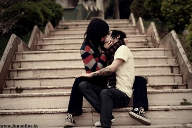 Emo Love Kiss Wallpapers   All Wallpapers New