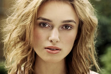 Amazing Keira Knightley Wallpapers
