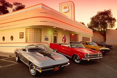 Diner Restaurant Classic Car Classic Chevrolet Corvette GTO ...