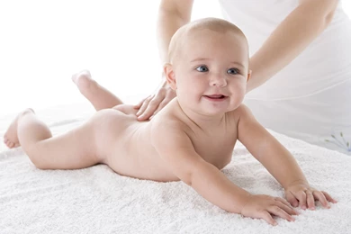 Cute Baby Receiving Massage Wallpaper,Cute HD Wallpaper,Baby HD ...