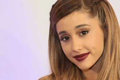 Ariana Grande Sweet Face HD Wallpapers