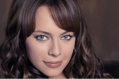 Melinda Clarke Cute Eyes N Brown Lips Sweet Face Closeup Wallpapers