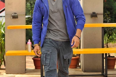 Ram Charan Theja Tollywood Hero Wallpapers ~ Indian Actor's ...