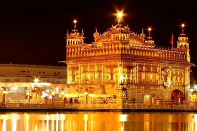 Golden Temple In Amritsar Wallpapers