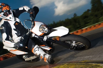 Wallpapers Supermoto Ktm Smc X 1366x768