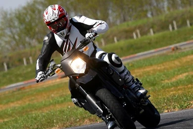 KTM Bike Models   KTM 950 Supermoto Wallpapers