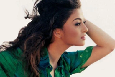 AISHWARYA RAI BACHCHAN LATEST WALLPAPERS
