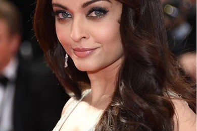 Aishwarya Rai Bachchan Images HD Wallpapers   Photo Gallery