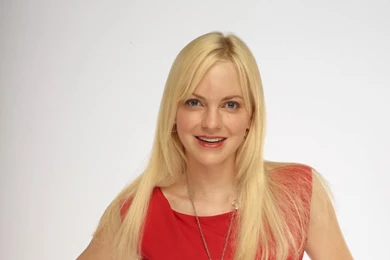 Anna Faris – Daily Backgrounds In HD