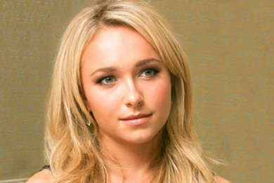 Hayden Panettiere Growing Out Hair