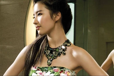 Liu Yifei Pictures
