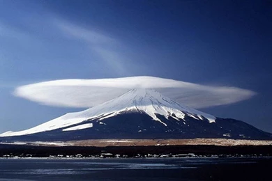 Marvelous Lenticular Clouds Wallpapers   1600x1200   189984