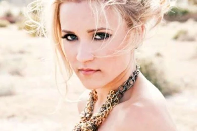 Download Mobile Wallpaper: People, Girls, Actors, Emily Jordan ...