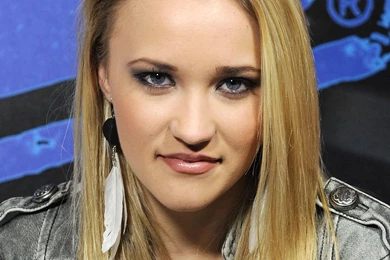 Emily Osment Photo, Pics, Wallpapers   Photo