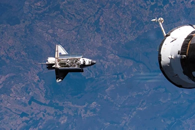 NASA Space Shuttle Is To Dock With The ISS Wallpapers And Images ...