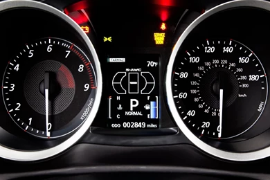 Car Interior Mitsubishi Mitsubishi (id: 187233) – BUZZERG