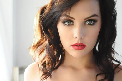 Alice Goodwin Wallpapers HD For Desktop & Mobile Download