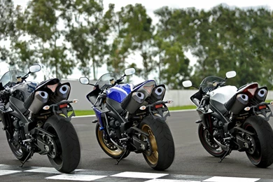 Yamaha Super Bikes Wallpapers