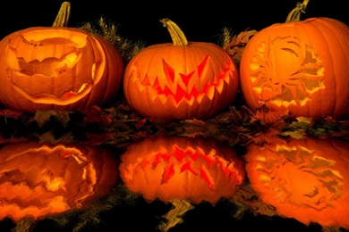 Download Lanterns Spooky Wallpapers 1920x1080