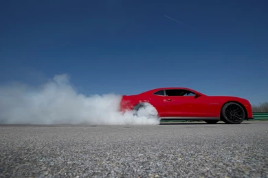 2014 Chevrolet Camaro ZL1 Burnout Wallpapers