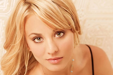Kaley Cuoco HQ Wallpapers