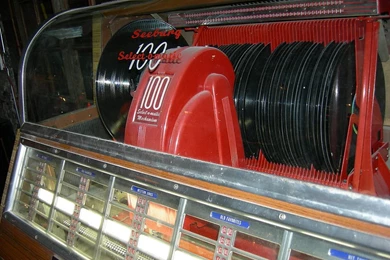 File:Seeburg Select o matic Jukebox Detail 02.jpg   Wikimedia Commons