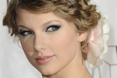 Taylor Swift Wallpapers