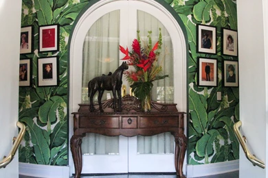 The Colony Hotel In Palm Beach Gets Colorized