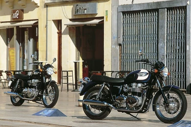 Triumph Bonneville 1024 X 768 Wallpapers