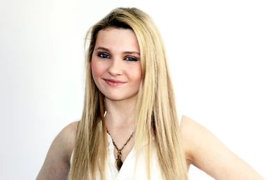 Abigail Breslin