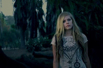4257) Avril Lavigne Alice Full HD Pics Wallpapers   WalOps.com