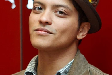 Bruno Mars iPhone Wallpapers / IPod Wallpapers HD   Free Download