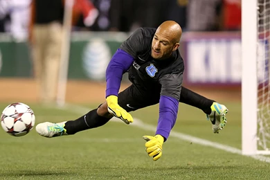 Tim Howard Named 2014 U.S. Soccer Athlete Of The Year