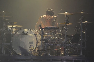 Tommy Lee: What I've Learned About Drums, Music And Showmanship ...