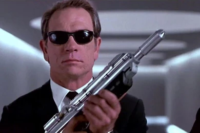 Tommy Lee Jones As Agent In Men In Black Wallpapers