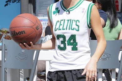 79784d1317120121 maria menounos maria menounos wallpapers.jpg