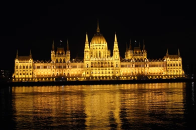 Parliament Budapest Wallpaper, Size: 3456x2304
