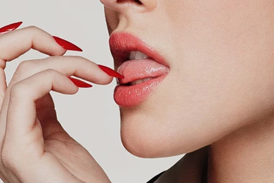 Megan Fox Lips Red Nails