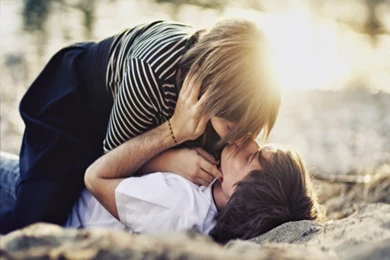 Love Hug Kiss HD Wallpapers