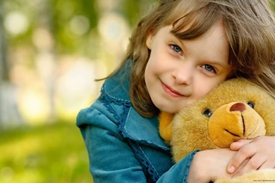 Cute Girls Wallpapers