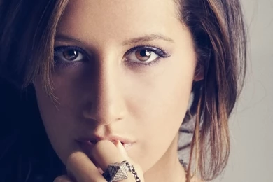 Ashley Tisdale Face 2013 HD