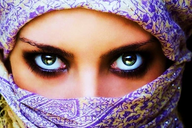 Download Eyes Hijab Wallpapers 1024x768