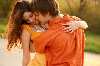 Love Couple Pictures