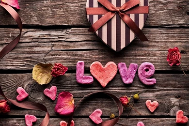 Love HD Wallpapers